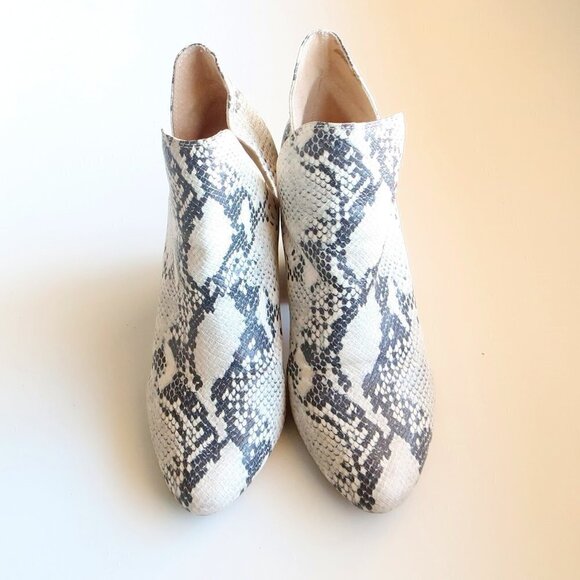 Steve Madden Cream & Grey Snakeskin Almond Toe Block Heel Ankle Boots, Booties - Picture 4 of 15